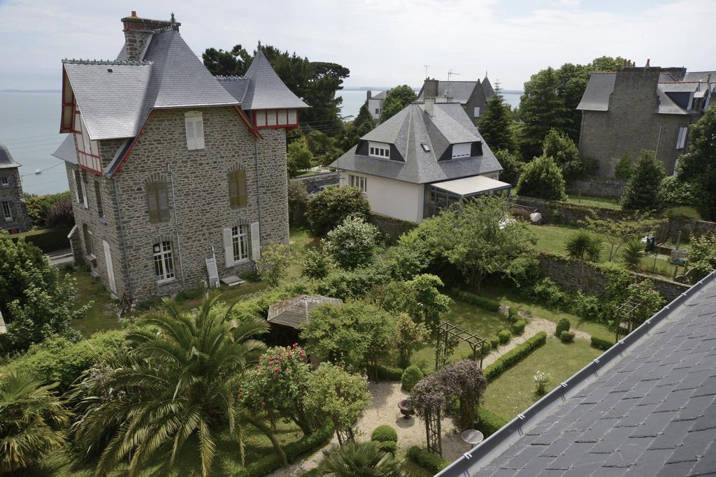 Bed and Breakfast La Maison De La Marine à Cancale Extérieur photo